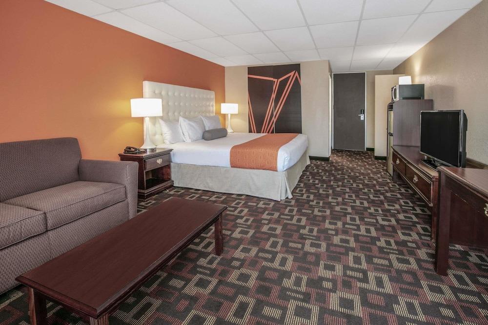 Howard Johnson By Wyndham Okc Airport, Fairgrounds, I40 Oklahoma City