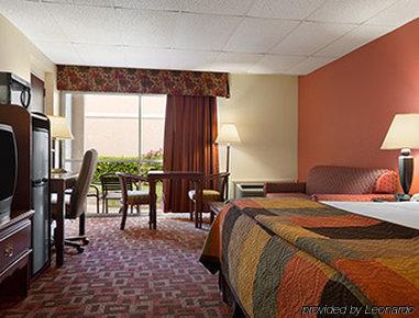 Howard Johnson By Wyndham Okc Airport, Fairgrounds, I40 Oklahoma City