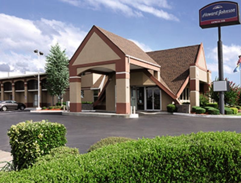 Howard Johnson By Wyndham Okc Airport, Fairgrounds, I40 Hotel